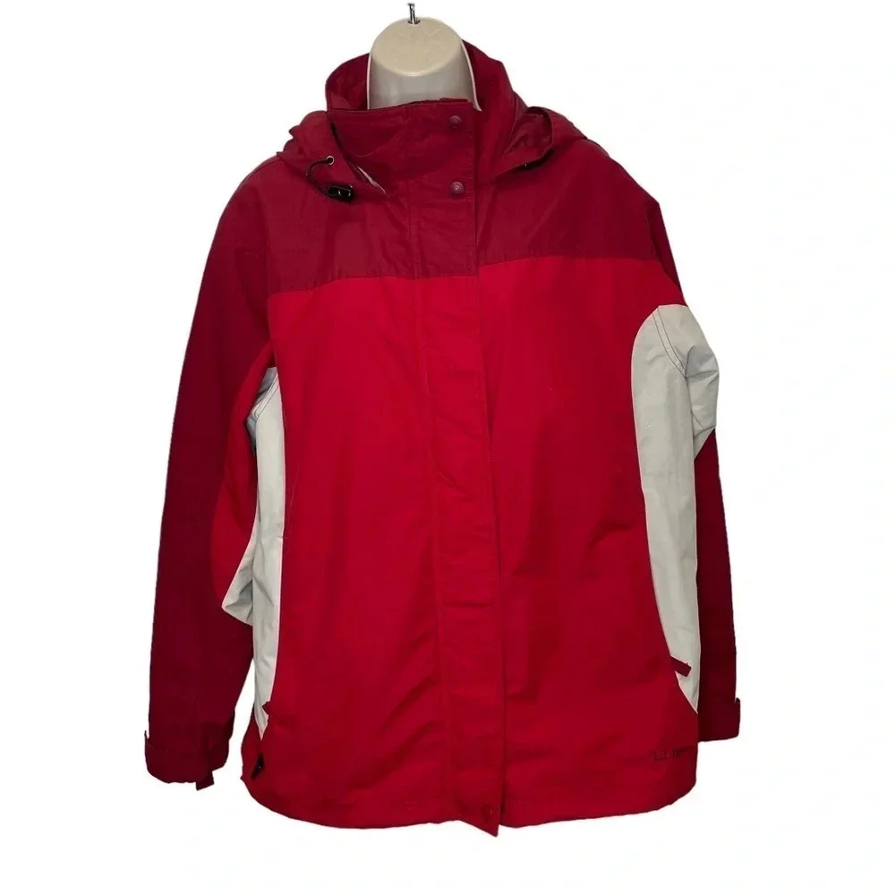 L.L. Bean women’s rain jacket shell lightweight two toned red